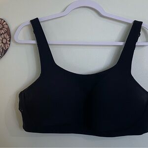 Black Lululemon Women's Sports Bra 42D